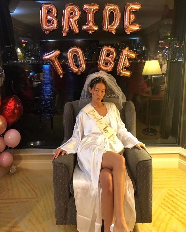 梁靖琪二婚两个月传怀孕成功,tvb前高层梁家树承认女儿该喜讯