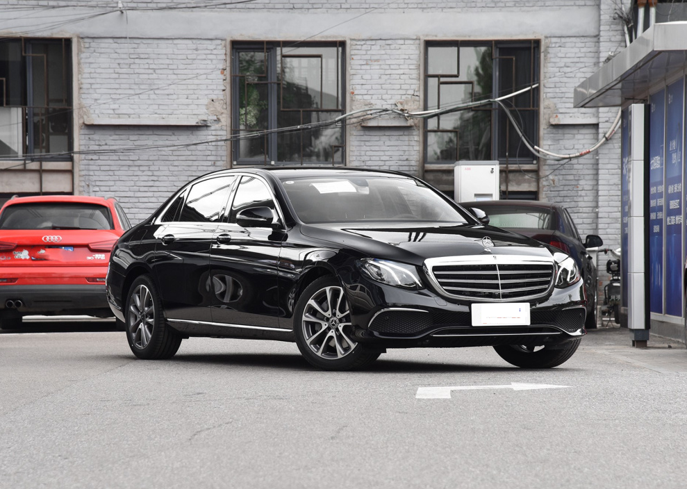 新款奔驰e系假想图发布使用四眼圆灯的设计网友直呼受不了