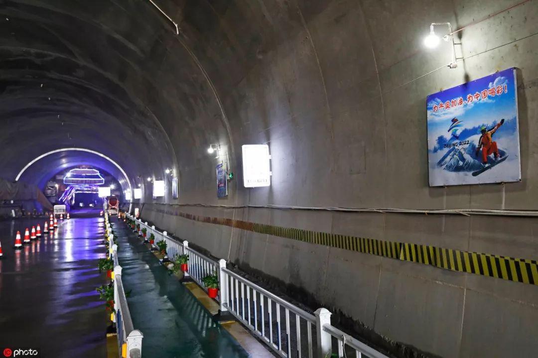 ▲资料图片：施工中的金家庄隧道（东方IC）