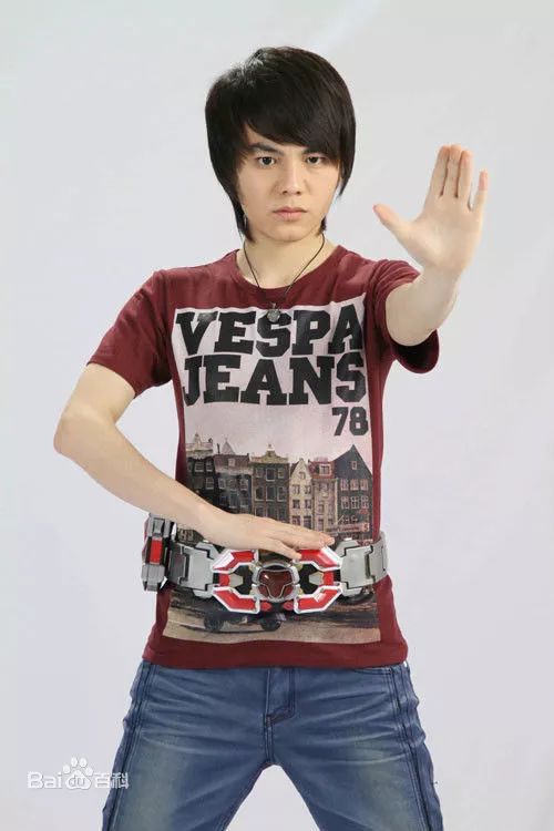 还记得铠甲勇士刑天里的李昊天吗他现在长这样