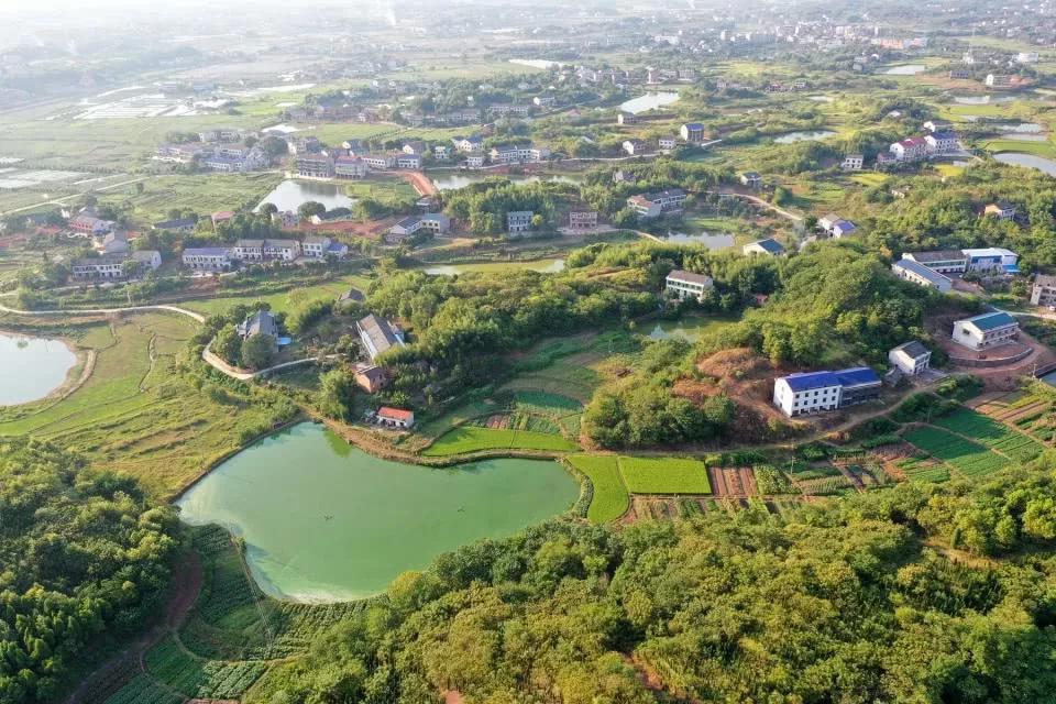航拍大城衡阳"后花园"——石鼓区角山乡 田园风光如画