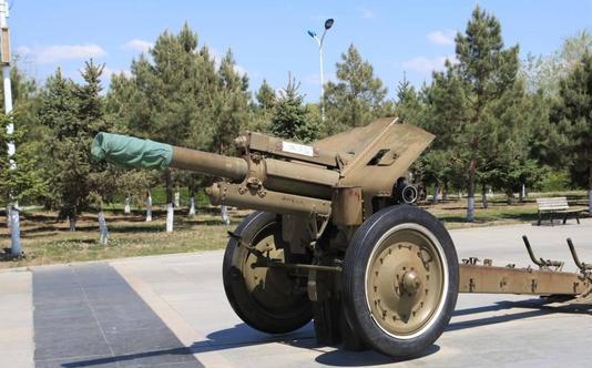 榴弹炮和加农炮到底有什么区别