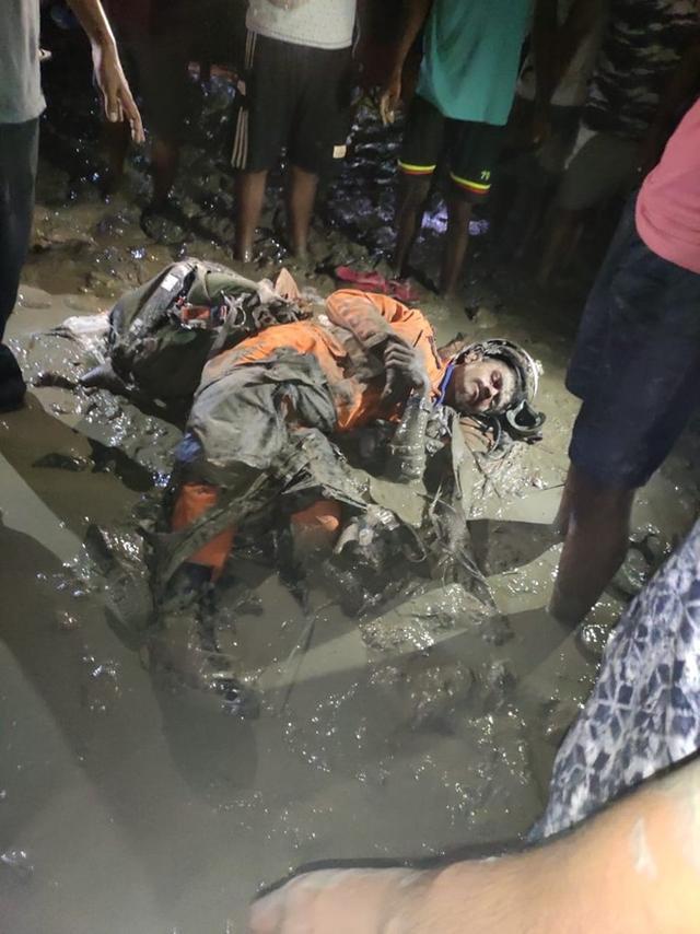 摔飞机再创新高峰,俄罗斯被摔的无语