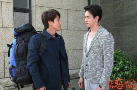 王菊和台湾男星黄柏钧疑似恋爱?这位37岁身高189的男星是啥来头