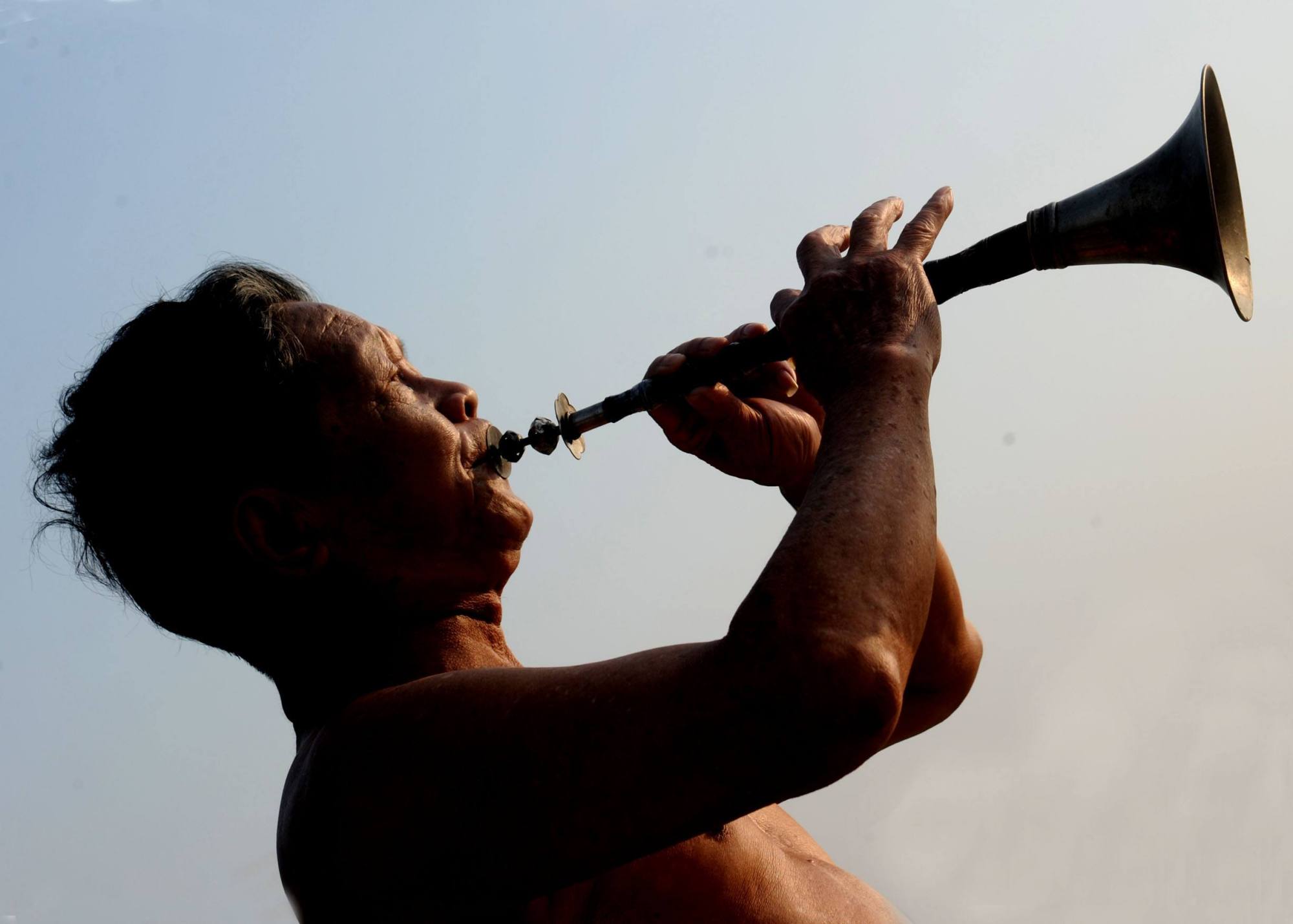 农村丧葬乱吹唢呐罚款5000?不要被忽悠了,放心吹别扰民就成!