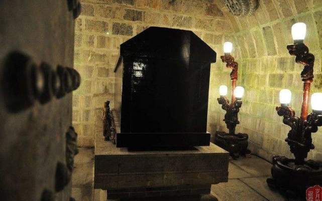 包拯真是被宋仁宗毒死的?913年后,专家从其遗骨中找到了真相