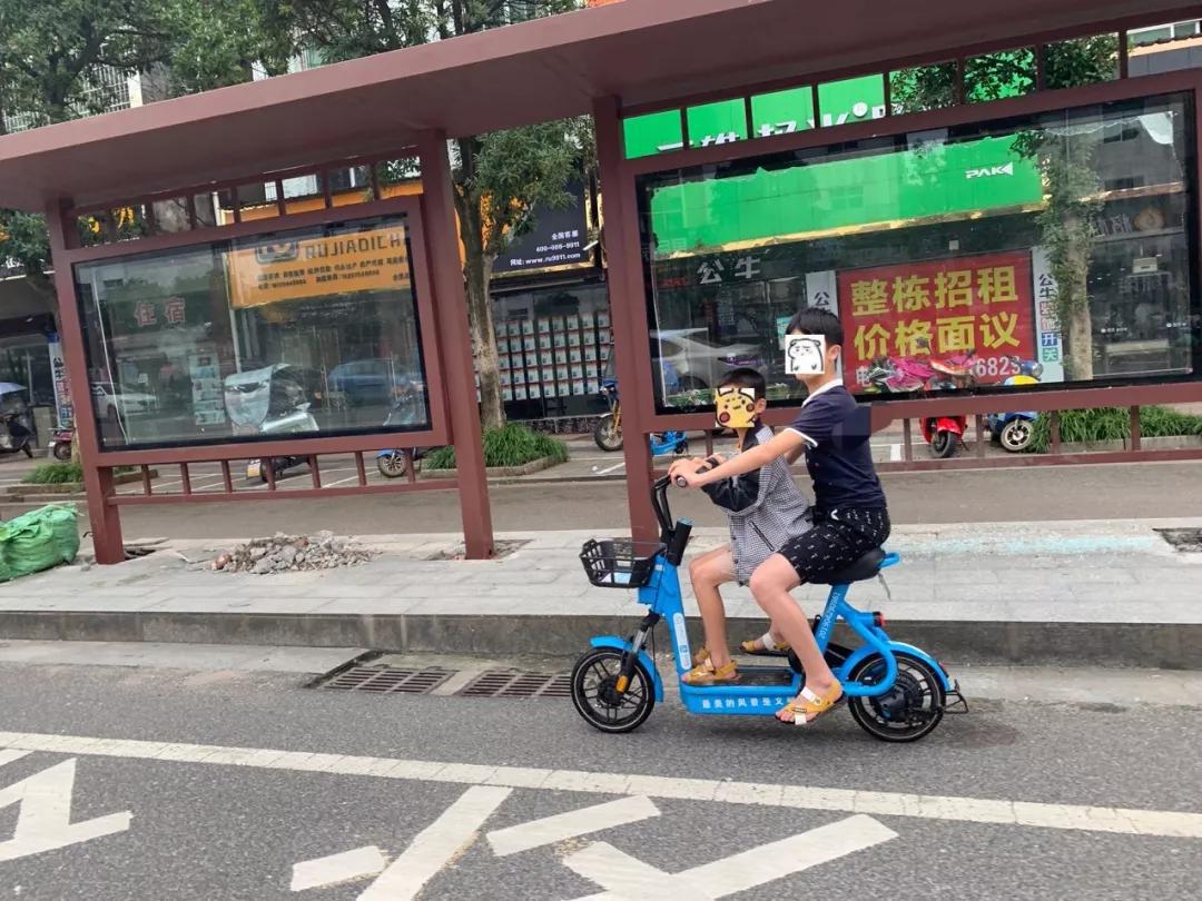 金溪共享单车"花式"载人,别拿生命开玩笑好吗?