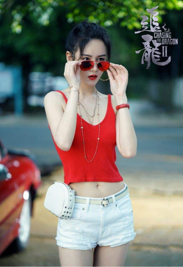 最后,邱意浓也给了粉丝小惊喜!