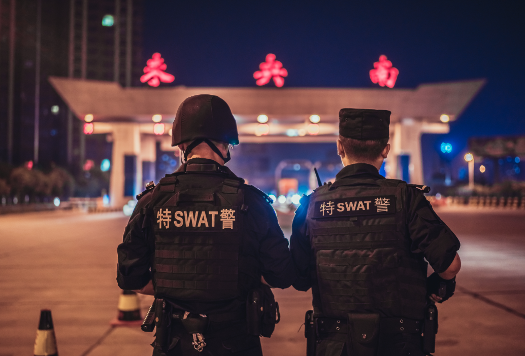 西安警方开展打防整治飓风行动