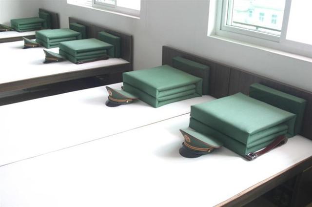 各国的军营宿舍都一个样吗?你可能不信 挪威宿舍竟然如此开放