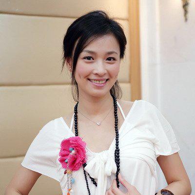 第四位:张庭早安也是大众特别喜欢的一位女明星,典型的亭亭玉立,邻家