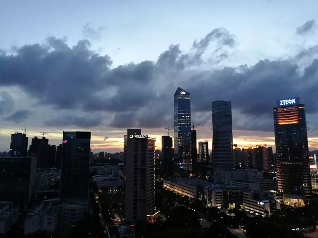  “中国最强街道”粤海街道夜景