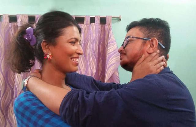 印度一对变性人夫妇举行婚礼,历经磨难最终修成正果