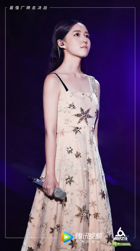 明日之子水晶时代总决战直播00后原创歌手张钰琪斩获最强厂牌