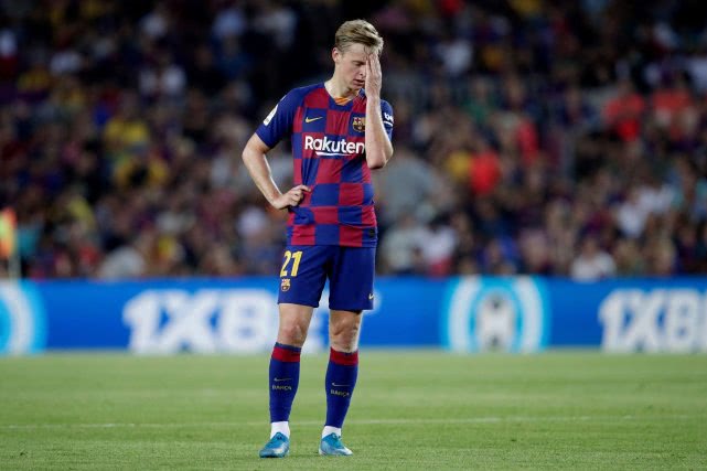 荷兰双星遭遇成长烦恼德容水土不服德里赫特坐冷板凳