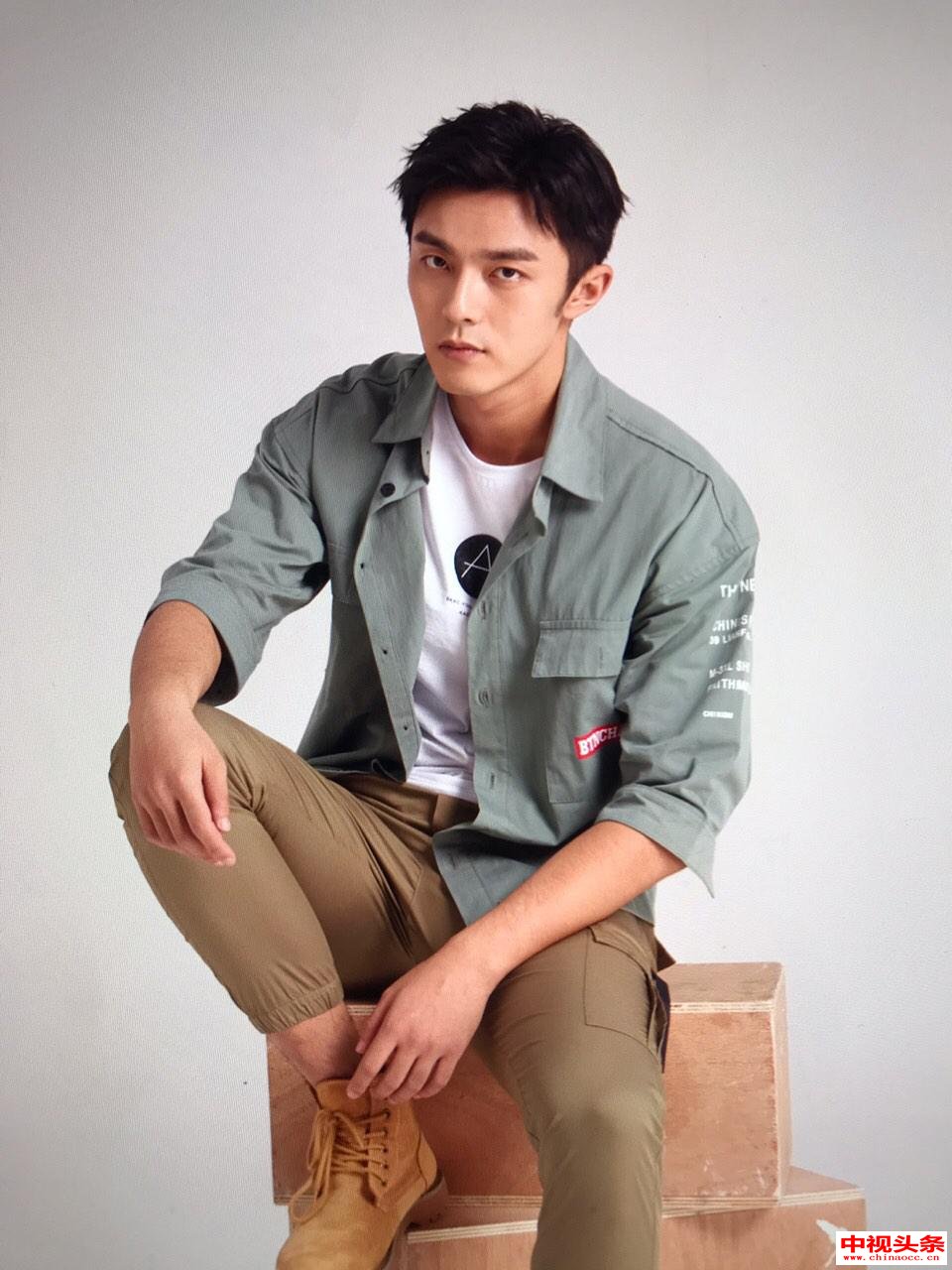 雅鹿男装签约徐洋开启国民品牌的时尚化升级