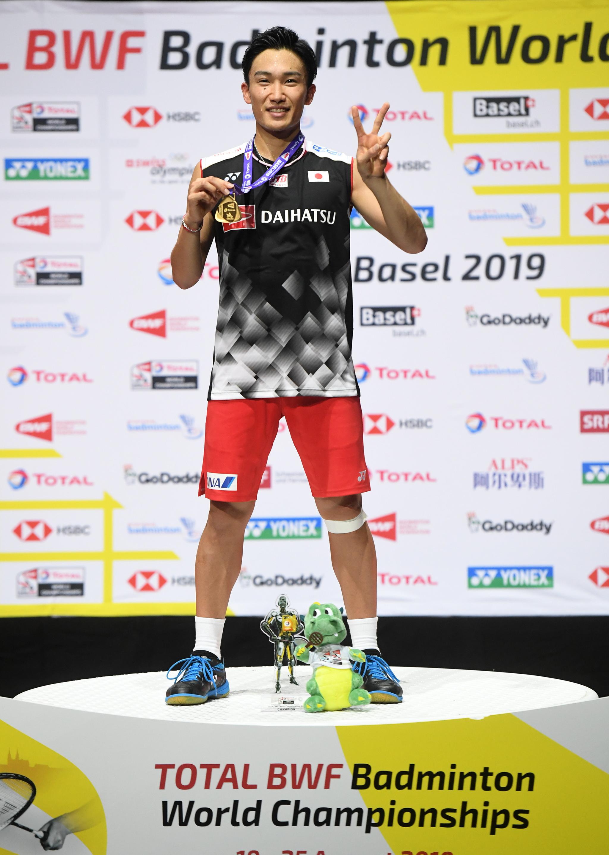 羽毛球世锦赛综合|郑思维/黄雅琼混双夺冠 辛杜成印度首位世界冠军