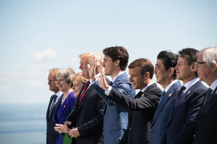 马克龙的神操作伊朗外长空降g7峰会特朗普措手不及