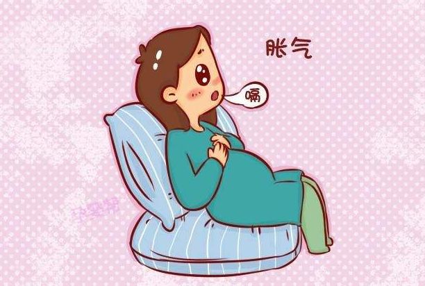 女性在哺乳期要少吃这2种东西,可能会影响乳汁,造成宝宝胀气|宝妈