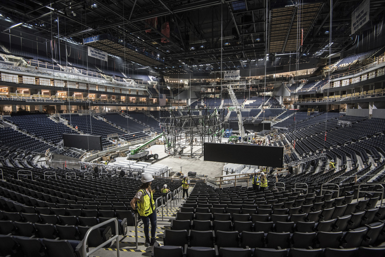 勇士队今日起开始全面转移商业运营到旧金山与大通中心