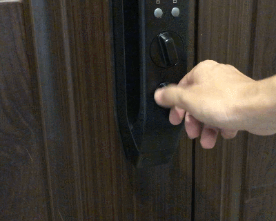 指紋識別也要淘汰?3D人臉識別智能門鎖R5來了_新浪眾測