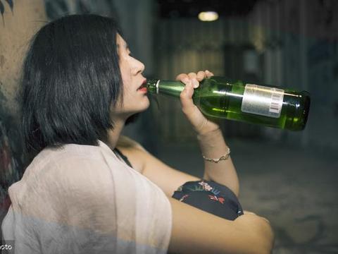 醉酒后的这些行为暴露了你的真实性格!你属于哪一种呢?|酒后|性格|心理_新浪新闻