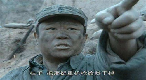 《亮剑》柱子用大拇指测量距离打掉敌人指挥所,有科学依据吗?