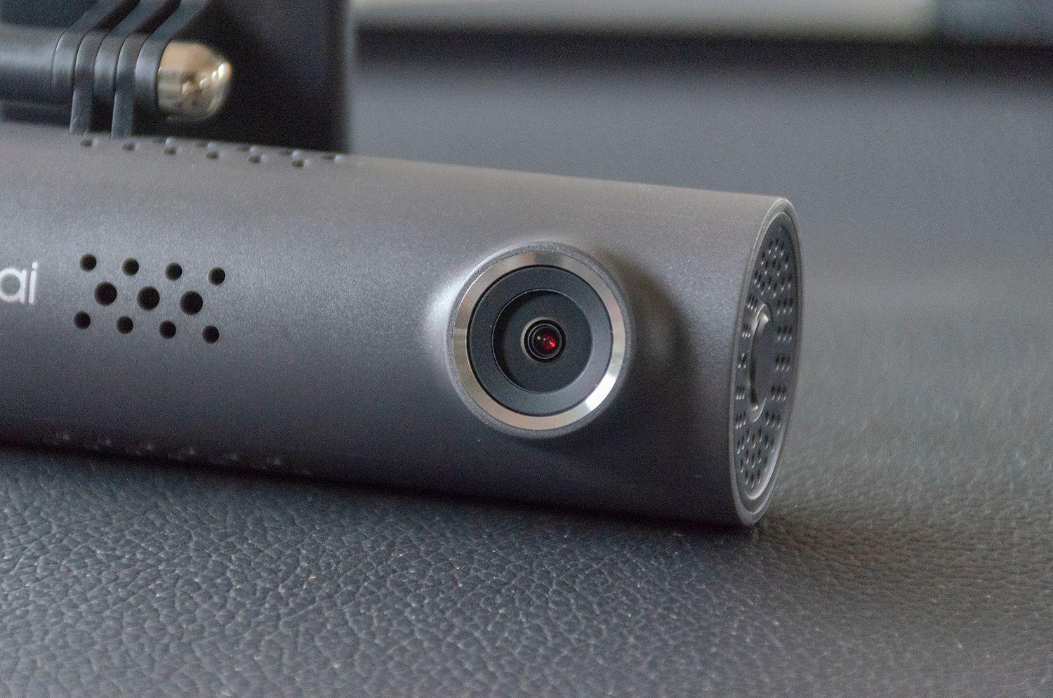 一要素,这款1s采用1080p全高清摄像头,搭载索尼imx307星光夜视传感器