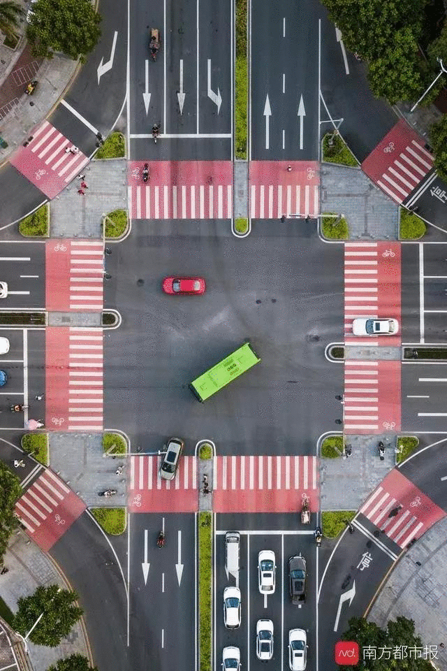 美翻广州惊现3d斑马线彩虹斑马线