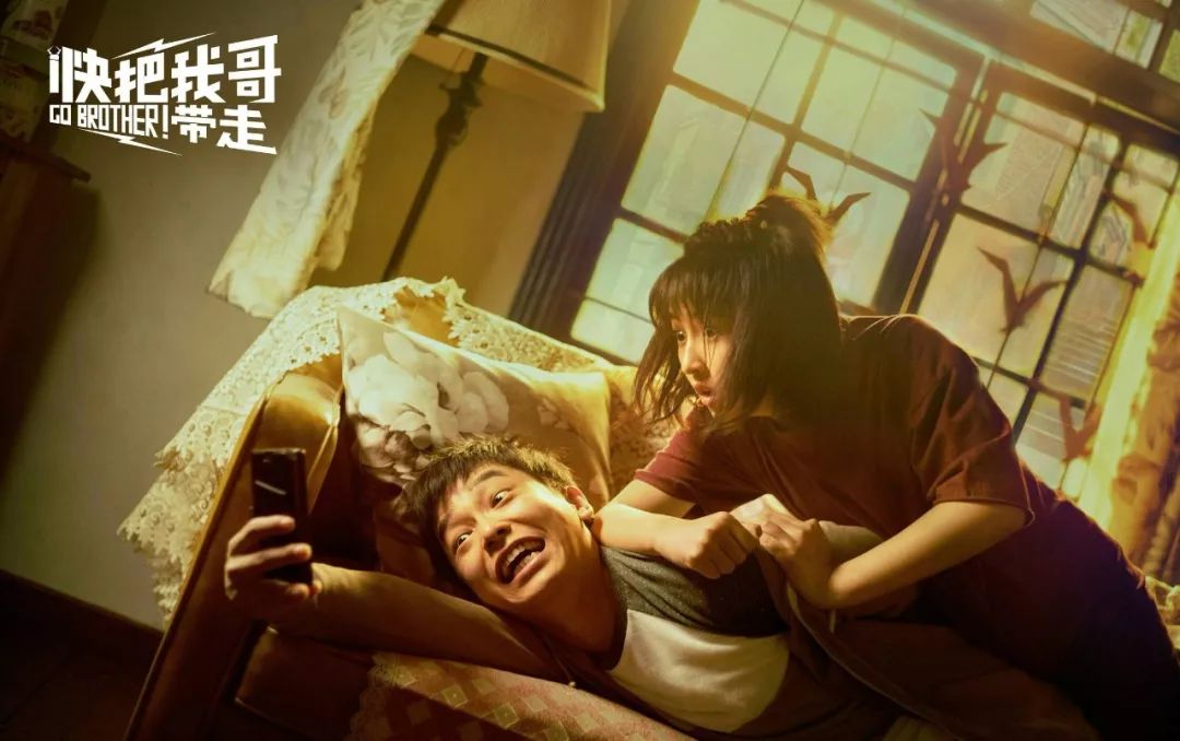 获腾讯125亿美元投资后快看漫画陈安妮说快看是一家以科技驱动的娱乐