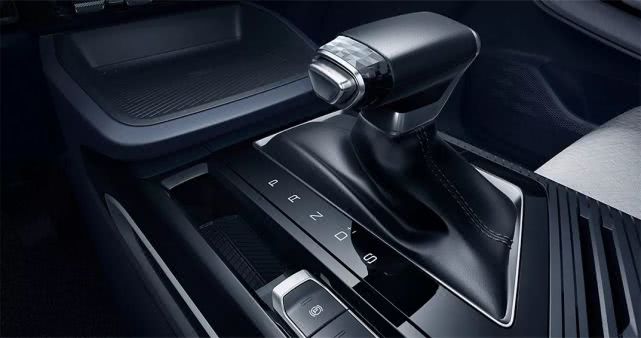 只是“交通工具”？那是你太小看新宝骏 | 品牌