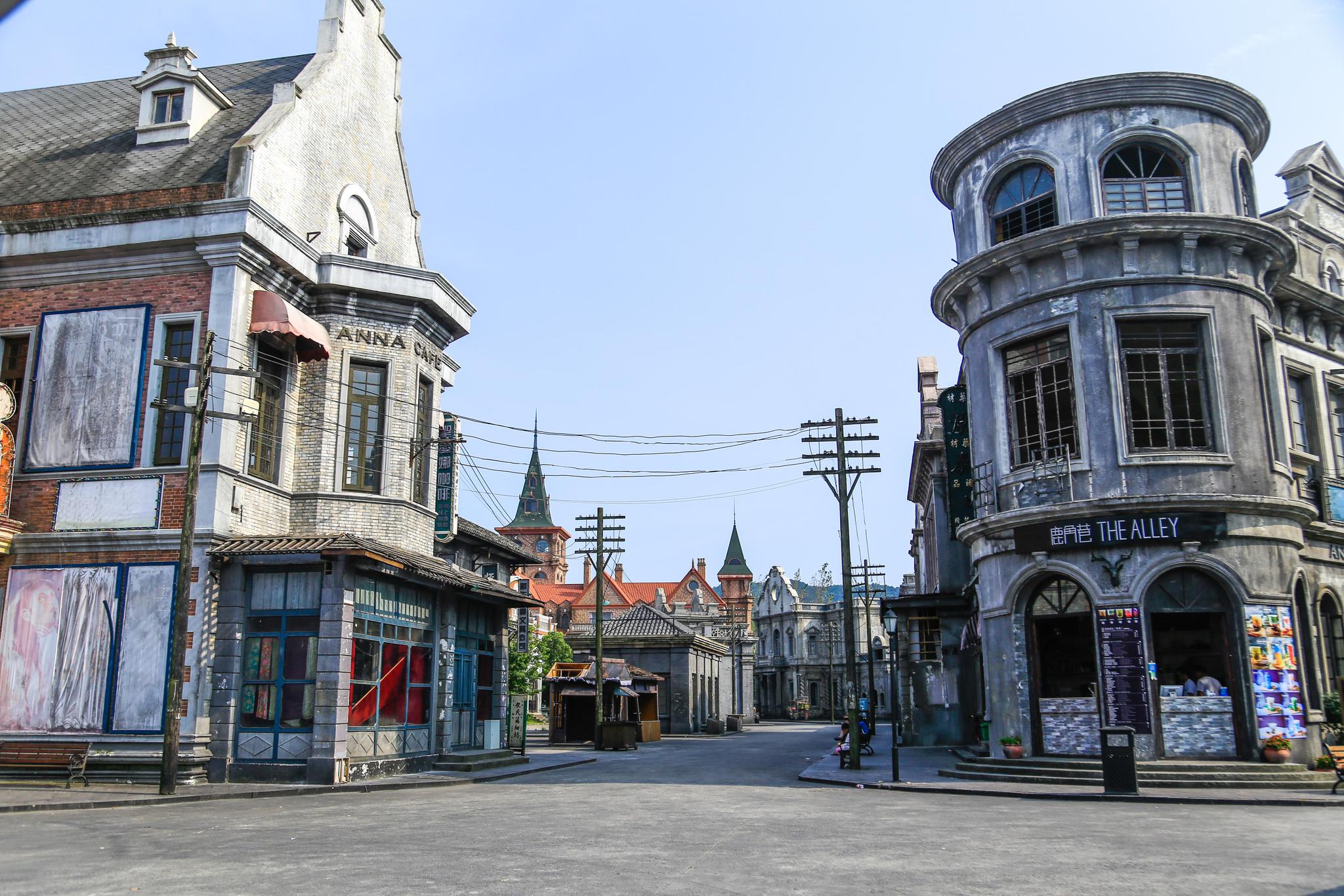 象山影视城感受湿身泼水节,穿越三生三世民国城