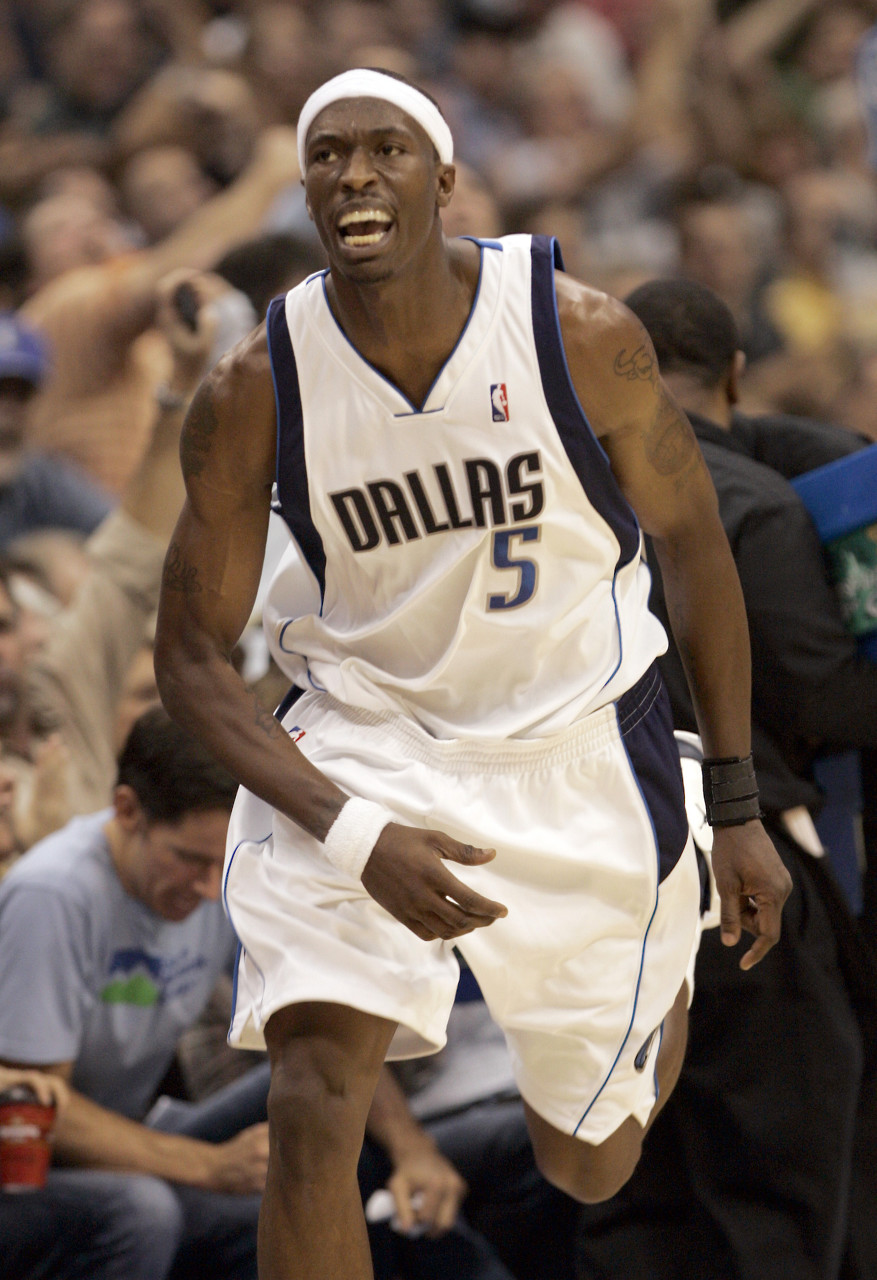 约什-霍华德:若独行侠能找到基石型防守球员 就能重获总冠军