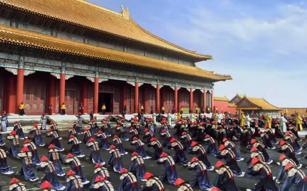 由“臣”到“奴才”:浅谈中国古代“君臣礼仪”的变迁