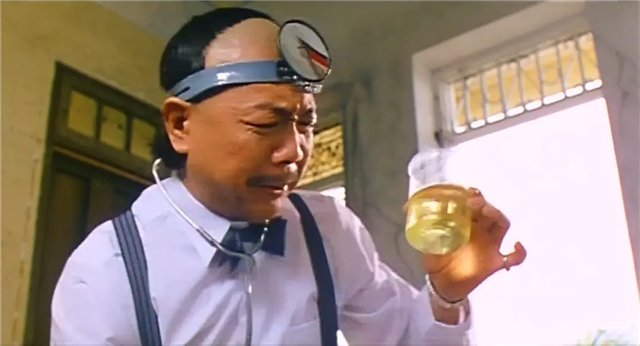 1987年一部恐怖片鬼王黄鹰执导曹查理请狗上身创意十足