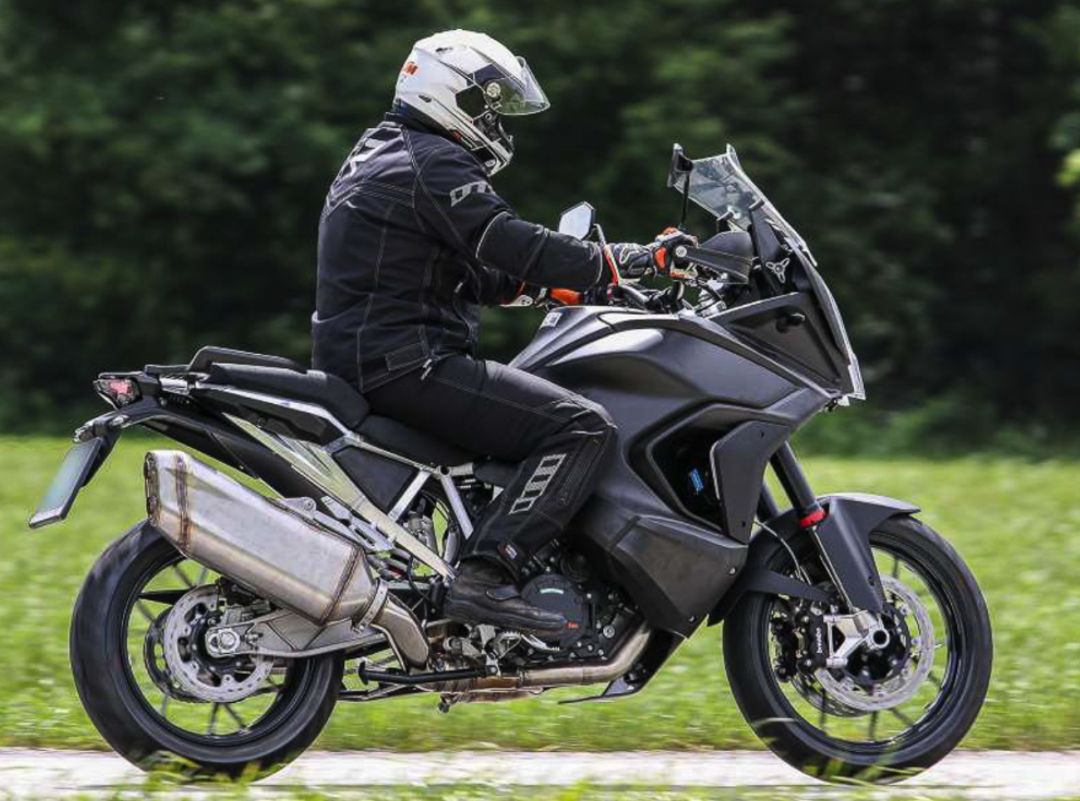 黑科技上身搭载自适应巡航功能,ktm1290 adv将来大改款