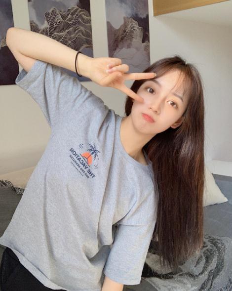 暂停一切工作,被北电学生要求退学,吴亦凡绯闻女友恐被封杀