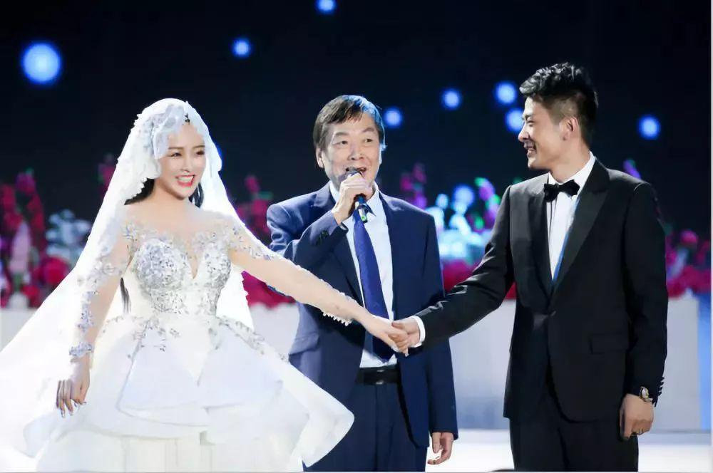 又一场天价婚礼大半个娱乐圈聚齐花7千万夫妻捞金瞬间回血