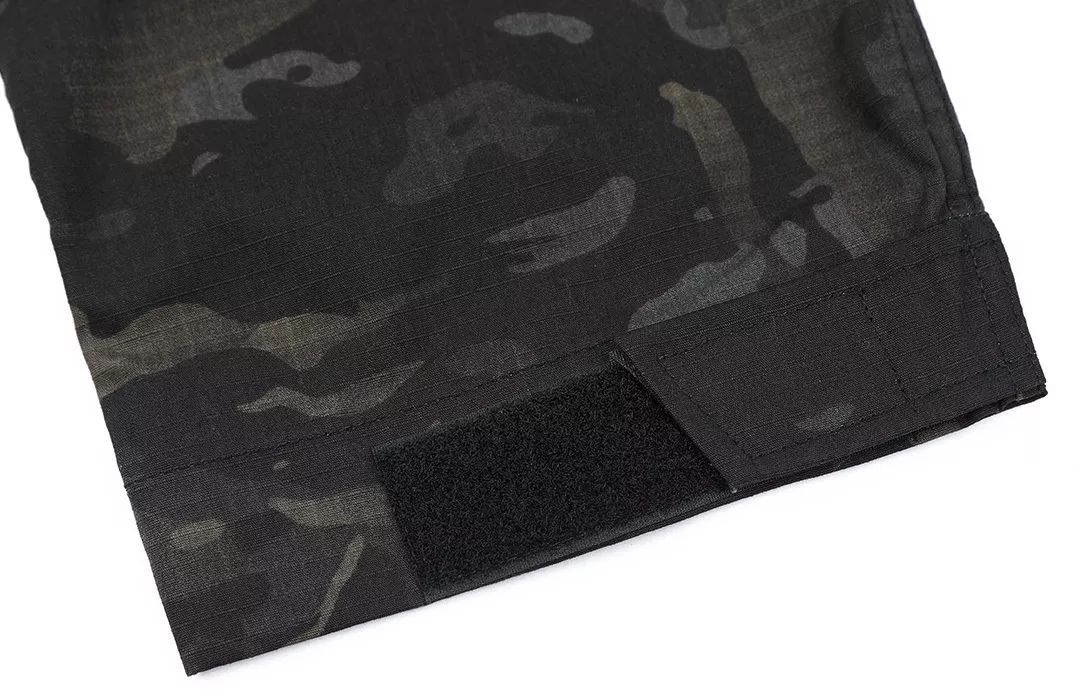 穿迷彩服≠土气,暗夜迷彩或许能扭转这种偏见