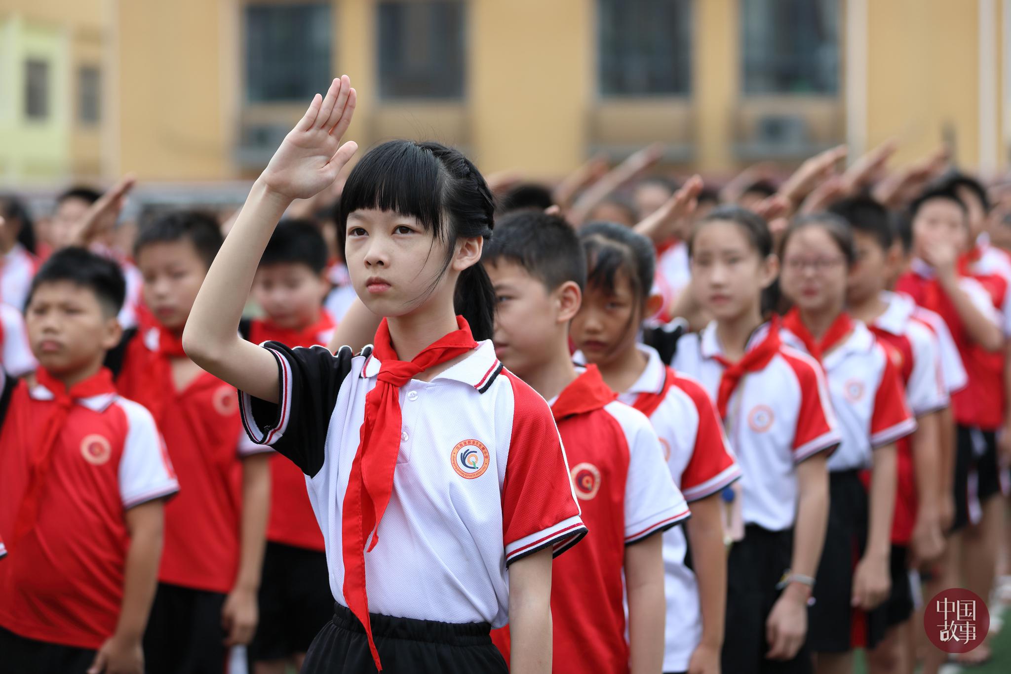 青浦校区 | 升旗仪式 | 我们共同的儿童节 Our common Children’s Day