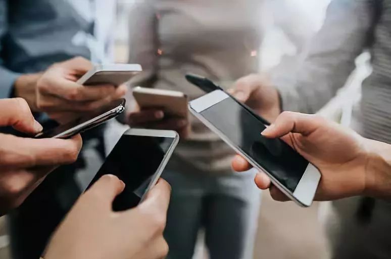 【围观】中国手机网民月均使用移动流量惊人!你用了多少?