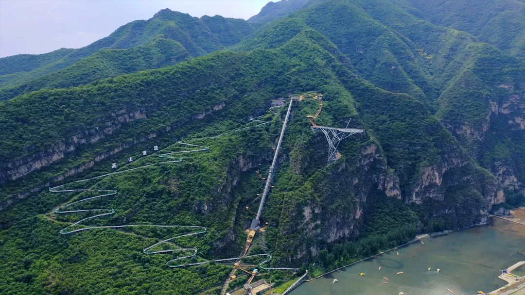 乘莱茵斜行电梯,畅快体验刘家河高山漂流!
