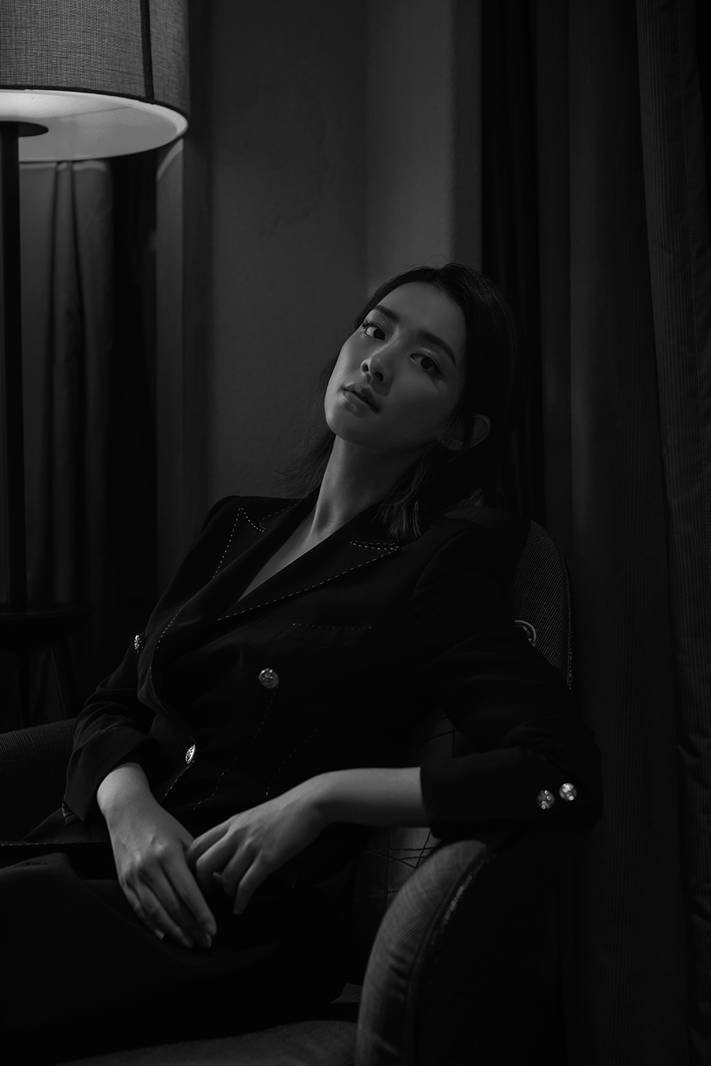 甜美陈昊宇变身御姐可柔可飒a气十足