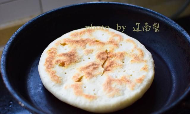 不加油盐不加酱,夫妻俩卖这饼十几年,现在生意