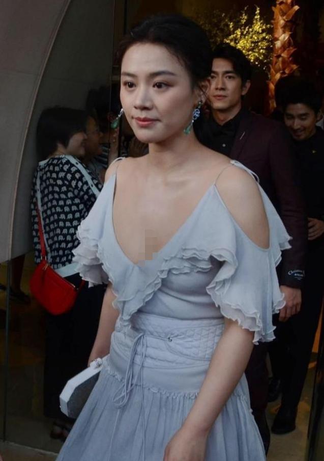 马思纯身材太美了犹如奶油一般美的叫人过目不忘啊