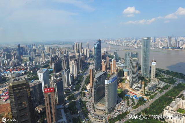 南昌2020各县区gdp_2020年南昌县(小蓝经开区)举行重大重点项目集中签约仪式总投资...(2)