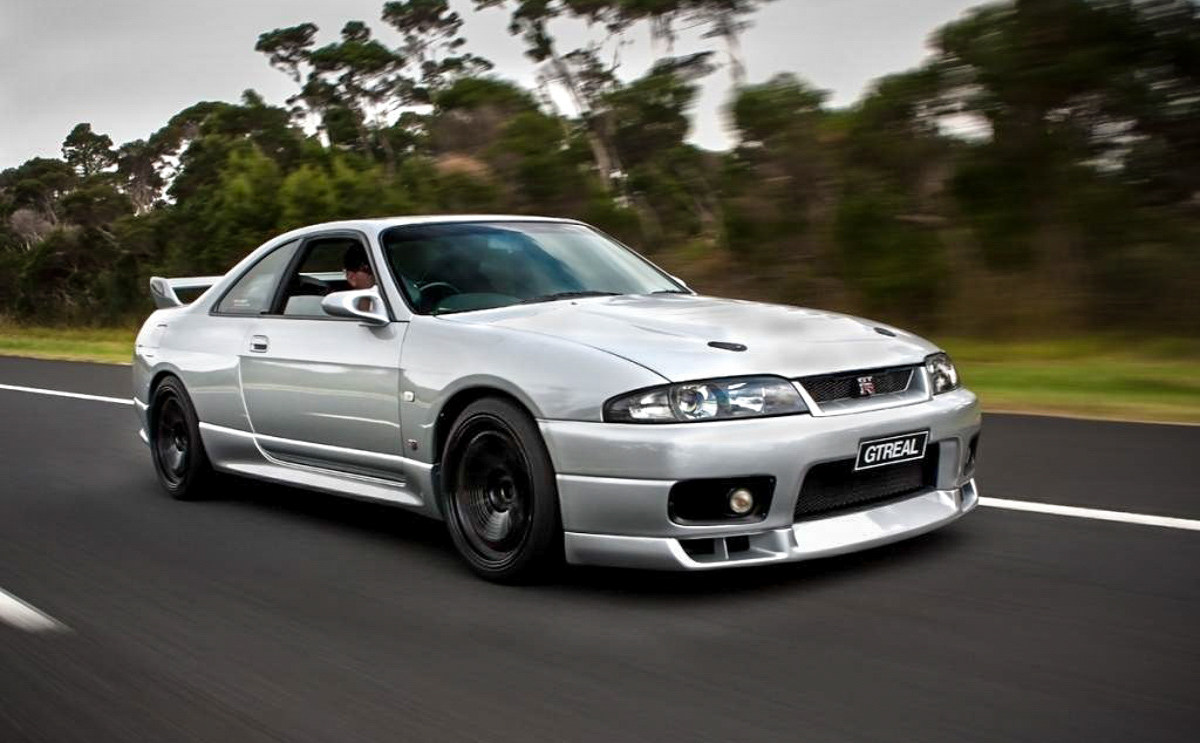 而这一次 nissan 不仅仅只是复产 rb26dett 以及其零