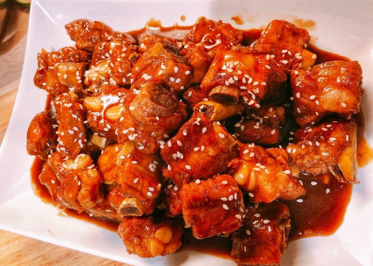 糖醋排骨,甜糯有窍门,牢记3个技巧,酱汁酸甜,肉酥爽脆