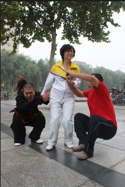 闫芳大师称:为感恩师父,让师父的名字在武术界留下丰碑,我以师父名字