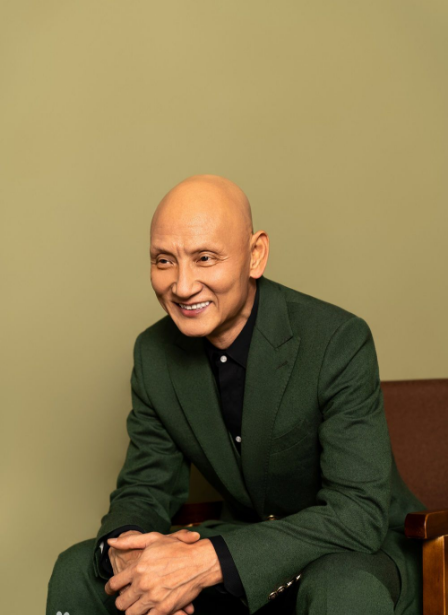 61岁老反派杜玉明近照曝光,曾演杜月笙爆火,却患病掉光头发眉毛